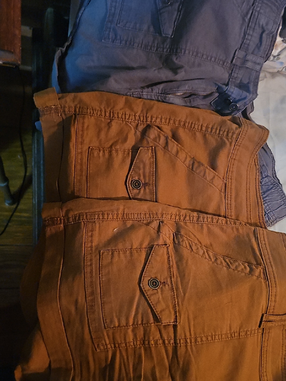 Time and Tru Women's Cargo Shorts - Rust and Navy